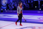 Aalsmeer 20 december 2017
Opnames de curling quiz met Frans Bauer Mark Tuitert Ellen Hoog Brace Sjoerd v Ramshorst Evert ten Napel Levi v Kempen Frank Lammers Sanne en Lieke Wevers. De opnames vinden plaats in de studio in Aalsmeer.