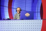 Aalsmeer 20 december 2017
Opnames de curling quiz met Frans Bauer Mark Tuitert Ellen Hoog Brace Sjoerd v Ramshorst Evert ten Napel Levi v Kempen Frank Lammers Sanne en Lieke Wevers. De opnames vinden plaats in de studio in Aalsmeer.