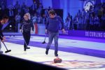 Aalsmeer 20 december 2017
Opnames de curling quiz met Frans Bauer Mark Tuitert Ellen Hoog Brace Sjoerd v Ramshorst Evert ten Napel Levi v Kempen Frank Lammers Sanne en Lieke Wevers. De opnames vinden plaats in de studio in Aalsmeer.