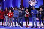 Aalsmeer 20 december 2017
Opnames de curling quiz met Frans Bauer Mark Tuitert Ellen Hoog Brace Sjoerd v Ramshorst Evert ten Napel Levi v Kempen Frank Lammers Sanne en Lieke Wevers. De opnames vinden plaats in de studio in Aalsmeer.