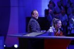 Aalsmeer 20 december 2017
Opnames de curling quiz met Frans Bauer Mark Tuitert Ellen Hoog Brace Sjoerd v Ramshorst Evert ten Napel Levi v Kempen Frank Lammers Sanne en Lieke Wevers. De opnames vinden plaats in de studio in Aalsmeer.