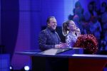 Aalsmeer 20 december 2017
Opnames de curling quiz met Frans Bauer Mark Tuitert Ellen Hoog Brace Sjoerd v Ramshorst Evert ten Napel Levi v Kempen Frank Lammers Sanne en Lieke Wevers. De opnames vinden plaats in de studio in Aalsmeer.