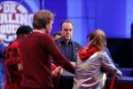 Aalsmeer 20 december 2017
Opnames de curling quiz met Frans Bauer Mark Tuitert Ellen Hoog Brace Sjoerd v Ramshorst Evert ten Napel Levi v Kempen Frank Lammers Sanne en Lieke Wevers. De opnames vinden plaats in de studio in Aalsmeer.