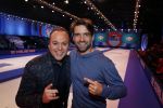 Aalsmeer 20 december 2017
Opnames de curling quiz met Frans Bauer Mark Tuitert Ellen Hoog Brace Sjoerd v Ramshorst Evert ten Napel Levi v Kempen Frank Lammers Sanne en Lieke Wevers. De opnames vinden plaats in de studio in Aalsmeer.