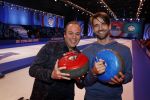 Aalsmeer 20 december 2017
Opnames de curling quiz met Frans Bauer Mark Tuitert Ellen Hoog Brace Sjoerd v Ramshorst Evert ten Napel Levi v Kempen Frank Lammers Sanne en Lieke Wevers. De opnames vinden plaats in de studio in Aalsmeer.