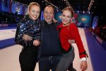 Aalsmeer 20 december 2017
Opnames de curling quiz met Frans Bauer Mark Tuitert Ellen Hoog Brace Sjoerd v Ramshorst Evert ten Napel Levi v Kempen Frank Lammers Sanne en Lieke Wevers. De opnames vinden plaats in de studio in Aalsmeer.