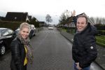 Fijnaart 27 december 2017
Christiaan Bauer heeft zijn eerste autorijles . Frans en Mariska zwwaaien hem uit.