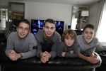 Fijnaart 27 december 2017 
Frans Mariska Christiaan Frans Jan en Lucas Bauer thuis.