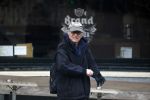 Amsterdam 19 december 2017 
Frans Weisz op straat in het centrum van Amsterdam