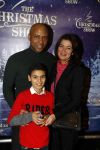 Amsterdam 24 december 2017
RTL kerst show in het ziggo dome. Humberto tan met vrouw en zoon