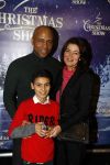 Amsterdam 24 december 2017
RTL kerst show in het ziggo dome. Humberto tan met vrouw en zoon