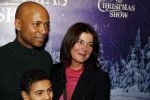 Amsterdam 24 december 2017
RTL kerst show in het ziggo dome. Humberto tan met vrouw en zoon