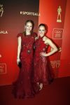 Amsterdam 19 december 2017 
Sportgala in de Rai. Sportman en sportvrouw van het jaar verkiezing. Turnsters Lieke Wevers en zus Sanne kwamen met hun ouders