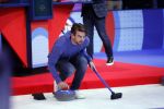 Aalsmeer 20 december 2017
Opnames de curling quiz met Frans Bauer Mark Tuitert Ellen Hoog Brace Sjoerd v Ramshorst Evert ten Napel Levi v Kempen Frank Lammers Sanne en Lieke Wevers. De opnames vinden plaats in de studio in Aalsmeer.