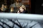 Amsterdam 19 december 2017 
Neelie Kroes bellend op straat in Amsterdam zuid