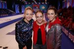 Aalsmeer 20 december 2017
Opnames de curling quiz met Frans Bauer Mark Tuitert Ellen Hoog Brace Sjoerd v Ramshorst Evert ten Napel Levi v Kempen Frank Lammers Sanne en Lieke Wevers. De opnames vinden plaats in de studio in Aalsmeer.