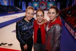 Aalsmeer 20 december 2017
Opnames de curling quiz met Frans Bauer Mark Tuitert Ellen Hoog Brace Sjoerd v Ramshorst Evert ten Napel Levi v Kempen Frank Lammers Sanne en Lieke Wevers. De opnames vinden plaats in de studio in Aalsmeer.