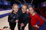Aalsmeer 20 december 2017
Opnames de curling quiz met Frans Bauer Mark Tuitert Ellen Hoog Brace Sjoerd v Ramshorst Evert ten Napel Levi v Kempen Frank Lammers Sanne en Lieke Wevers. De opnames vinden plaats in de studio in Aalsmeer.