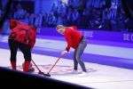 Aalsmeer 20 december 2017
Opnames de curling quiz met Frans Bauer Mark Tuitert Ellen Hoog Brace Sjoerd v Ramshorst Evert ten Napel Levi v Kempen Frank Lammers Sanne en Lieke Wevers. De opnames vinden plaats in de studio in Aalsmeer.