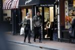 Amsterdam 19 december 2017
Twan Huydts en zijn vrouw op de Utrechtsestraat