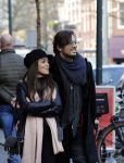 Amsterdam 22 december 2017 
Waylon en zijn nieuwe Bibi Breijman doen boodschappen.