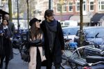 Amsterdam 22 december 2017 
Waylon en zijn nieuwe Bibi Breijman doen boodschappen.