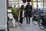 Amsterdam 22 december 2017 
Waylon en zijn nieuwe Bibi Breijman doen boodschappen.