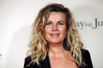 Amsterdam 16 december 2019
Premiere April may June in het deLamar theater met oa in de hoofdrollen Linda de Mol Elise Schaap en Tjitske Reidinga. Annette Barlo