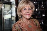 Den Haag 16 december 2019
De society lunch in hotel crown plaza . Astrid Engels met een kennis