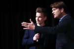 Hilversum 9 december 2019
Bekendmaking omroepman van nhet jaar 2019
DE winnaar van vorig jaar Beau v Erven Dorens reikt de prijs uit aan Jeroen Pauw die dit jaar gewonnen heeft. BMX Mediatalent 2019