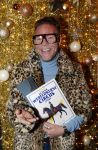 Amsterdam 19 december 2019
Premiere kerstcircus in Carre. Bastiaan v Schaik met een kennis