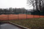 Vilnius 7 december 2019
Bonnie Horbach gaat met haar dochter tennissen. Bonnie is de Nederlandse ambassadeur in Vilnius in Litouwen . Je hebt daar de ambassade en Bonnie woont in een groot huis in het park van Vilnius.