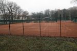 Vilnius 7 december 2019
Bonnie Horbach gaat met haar dochter tennissen. Bonnie is de Nederlandse ambassadeur in Vilnius in Litouwen . Je hebt daar de ambassade en Bonnie woont in een groot huis in het park van Vilnius.