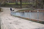 Vilnius 7 december 2019
Bonnie Horbach gaat met haar dochter tennissen. Bonnie is de Nederlandse ambassadeur in Vilnius in Litouwen . Je hebt daar de ambassade en Bonnie woont in een groot huis in het park van Vilnius.