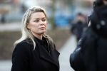 Amsterdam 12 december 2019
Bridget Maasland heeft rechtszaak aangespannen tegen weekblad Prive/ de telegraaf ivm een artikel daarin. Peter R de Vries en zijn zoon Royce zijn aanwezig aangezien Royce de advocaat van Bridget is.