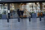 Amsterdam 12 december 2019
Bridget Maasland heeft rechtszaak aangespannen tegen weekblad Prive/ de telegraaf ivm een artikel daarin. Peter R de Vries en zijn zoon Royce zijn aanwezig aangezien Royce de advocaat van Bridget is.
ridget Maasland en Andre Hazes Jr.