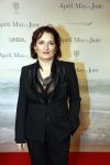 Amsterdam 16 december 2019
Premiere April may June in het deLamar theater met oa in de hoofdrollen Linda de Mol Elise Schaap en Tjitske Reidinga. Carly wijs