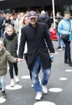 Amsterdam 21 december 2019
Cas jansen en Annelieke Bouwers met hun 2 kinderen
