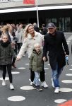 Amsterdam 21 december 2019
Cas jansen en Annelieke Bouwers met hun 2 kinderen