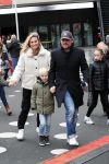 Amsterdam 21 december 2019
Cas jansen en Annelieke Bouwers met hun 2 kinderen