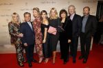 Amsterdam 16 december 2019
Premiere April may June in het deLamar theater met oa in de hoofdrollen Linda de Mol Elise Schaap en Tjitske Reidinga. Cast met oa Patrick Duffy Olga Zuiderwijk Gijs Scvholten v Aschat Will Kopman en Frank Houtappels