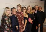 Amsterdam 16 december 2019
Premiere April may June in het deLamar theater met oa in de hoofdrollen Linda de Mol Elise Schaap en Tjitske Reidinga. Cast met oa Patrick Duffy Olga Zuiderwijk Gijs Scvholten v Aschat Will Kopman en Frank Houtappels