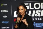 Arnhem 21 december 2019
Badr Hari versus Rico Verhoeven in het geldredome.
Danthya Brooks kwam met haar man