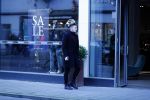 Amsterdam 19 december 2019
Dusan tadic op straat in Amsterdam zuid
