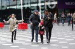 Amsterdam 21 december 2019
Edsilia Rombley en haar man Tjeerd Oosterhuis met hun dochters