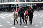 Amsterdam 21 december 2019
Edsilia Rombley en haar man Tjeerd Oosterhuis met hun dochters