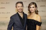 Amsterdam 16 december 2019
Premiere April may June in het deLamar theater met oa in de hoofdrollen Linda de Mol Elise Schaap en Tjitske Reidinga. Elise met haar partner