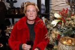 Noordwijk 13 decemnber 2019
Martien Meiland, moeder Erica, dochter Maxime, kleindochter Claire en dochter Montana tijdens de presentatie van de nieuwe wijncollectie van de familie Meiland. De bekende tv-familie brengt drie wijnen uit, onder de naam La Famille Meiland