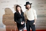 Amsterdam 16 december 2019
Premiere April may June in het deLamar theater met oa in de hoofdrollen Linda de Mol Elise Schaap en Tjitske Reidinga. Fockeline Ouwerkerk zwanger met Tommie Driessen