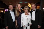 Amsterdam 12 december 2019
Luxury fair LXRY in de rai. Hanny en Ton Veerkamp met zoon